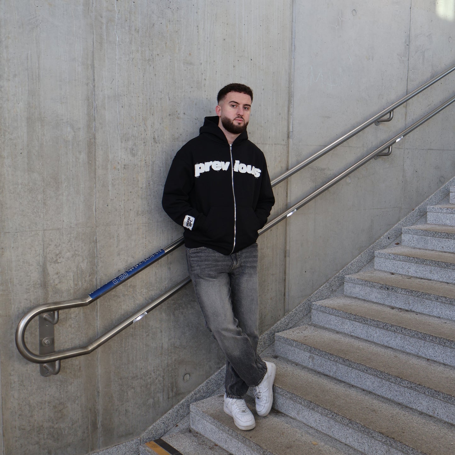 DREAM DEPARTMENT ZIP "BLACK"