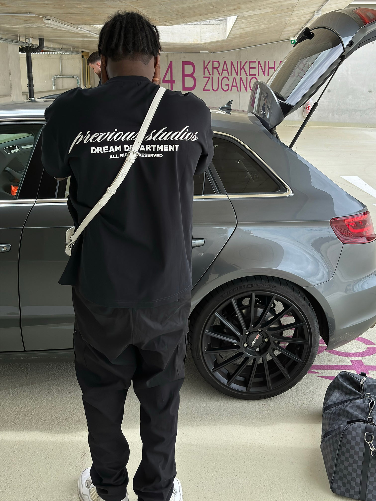 Dream Department Tee Schwarz